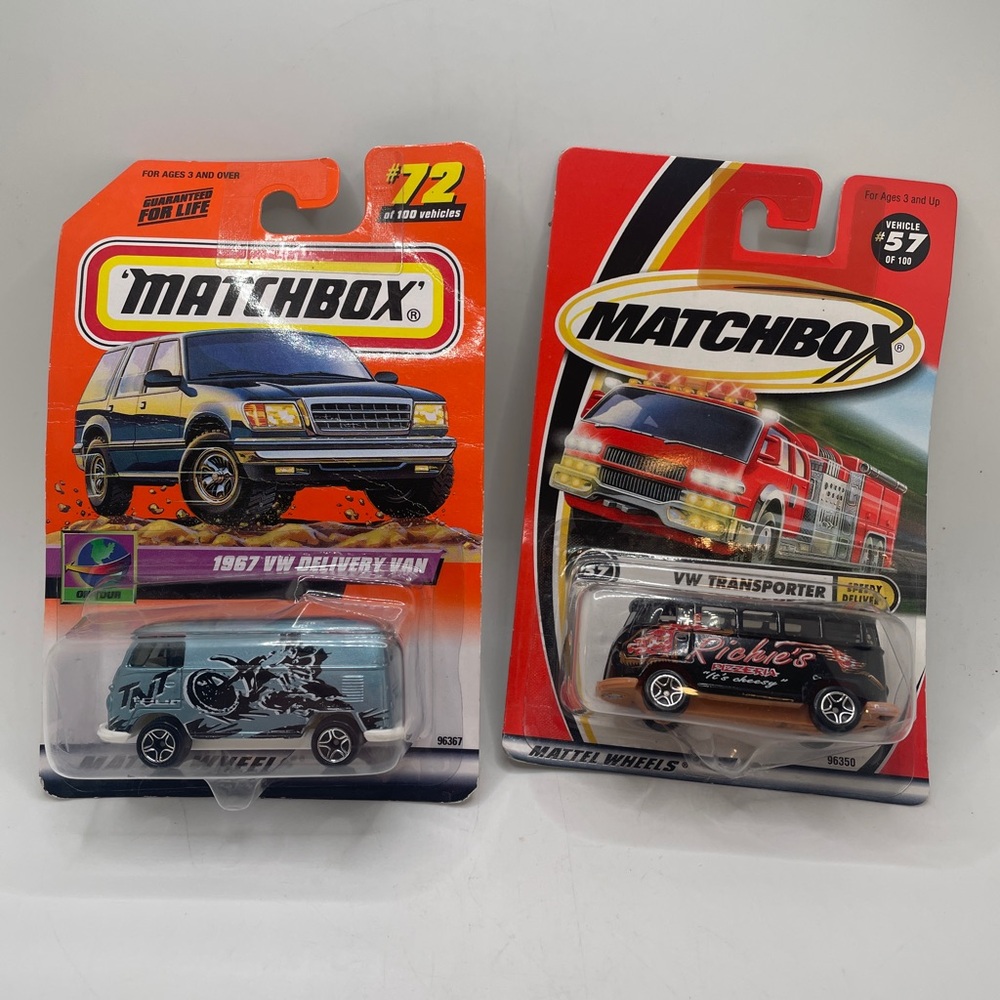 2 matchbox VW vans new in packages